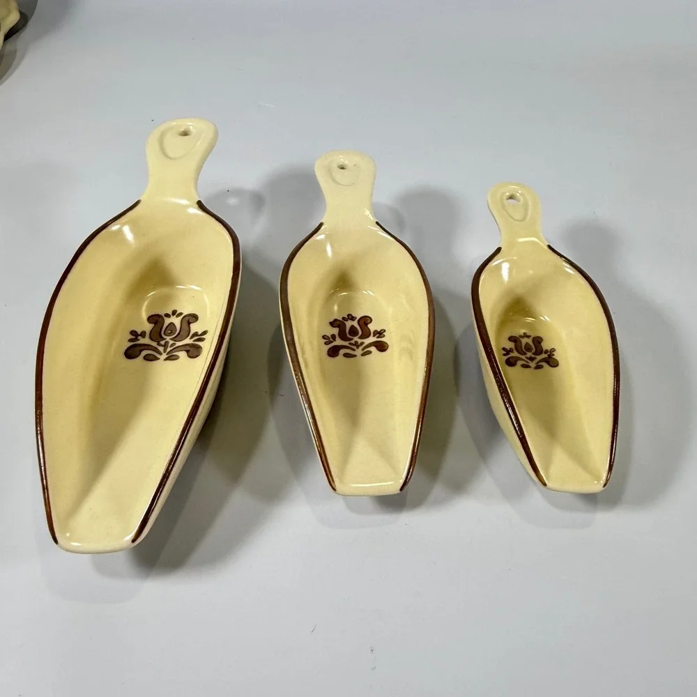 VTG Pfaltzgraff Village Measuring Scoops Set 3 Tan Brown Floral Farmhouse Retro